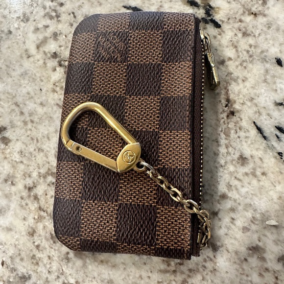 Louis Vuitton REAL card holder key chain checkered pattern. In GREAT condition - Picture 4 of 5